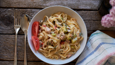 Massa preguiçosa com atum