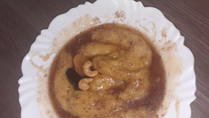 Bananas com calda de mel e canela