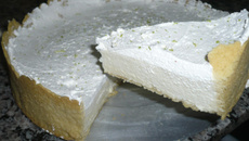Torta mousse de limão