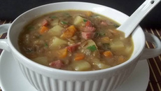 Lentilha com legumes