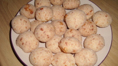 Pão de queijo com batata