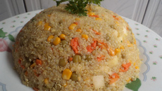 Cuzcuz de quinoa com cenoura e maçã