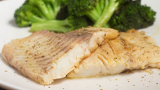 Tilápia com molho de vinho branco