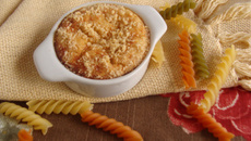 Souflé de macarrão com queijos