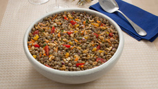 Salada de lentilha com damasco e nozes