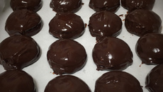 Alfajor fake rápido e fácil