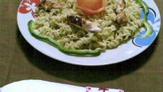 Macarrão parafuso com frango