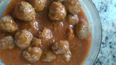 Almôndega de carne moída tradicional