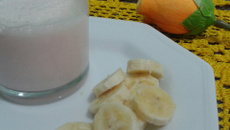 vitamina  de  banana  e  danone