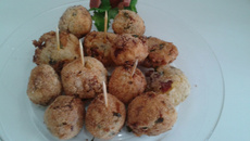 Bolinho de mandioca com recheio