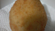 Coxinha de massa de batata