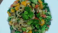 Macarrão com legumes