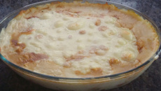 Escondidinho de carne seca com requeijão