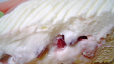 Torta de morango com chantilly