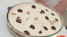 Sobremesa de Sonho de Valsa e Morango - Áurea