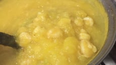 Creme de batata baroa com camarão