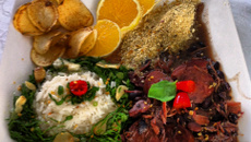 Feijão preto com carne seca