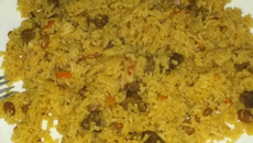 Baião de dois com feijão verde, carne seca e natas