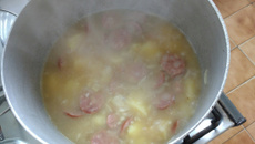 Caldo verde com bacon