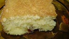 Bolo cremoso de Fubá