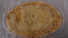 Macarronada com purê de batata