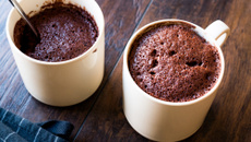 Brownie de micro-ondas fácil