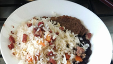 Arroz com carne seca