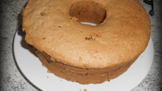 Bolo de ló simples, rápido e sem erro