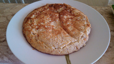 Omelete anabólico de queijo cottage com atum