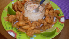 Camarão crocante com molho picante