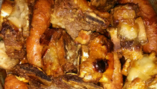 Costela com linguiça na panela de pressão