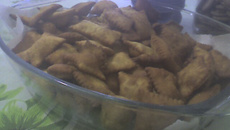 Bolinho frito econômico da tia Tati