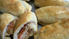 Enroladinho de presunto e queijo