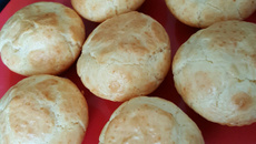 Cupkeijos - pãezinhos de queijo no liquidificador