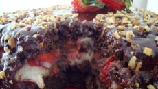 Bolo tentação de morango