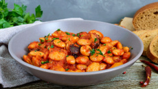 Feijão fava com açafrão