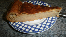 Bolo mole de pão com banana