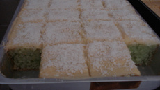 Bolo verde (limão com coco)
