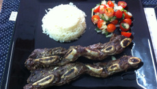 Assado em tiras no forno