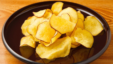 Chips de batata-doce na airfryer