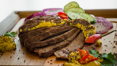 Picanha na mostarda e sal grosso