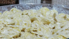 Macarrão ao molho Alfredo