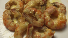 Camarão na manteiga de alho