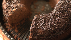 Bolo de chocolate simples de liquidificador