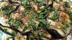 Salada de berinjela vegana