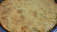 Torta de frango com creme de soja, cenoura e espinafre