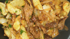 Batata Acebolada Diferente