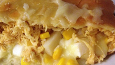 Pastel de frango com catupiry