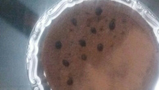 Bolo de banana com passas