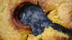 Bolo molhado de milho